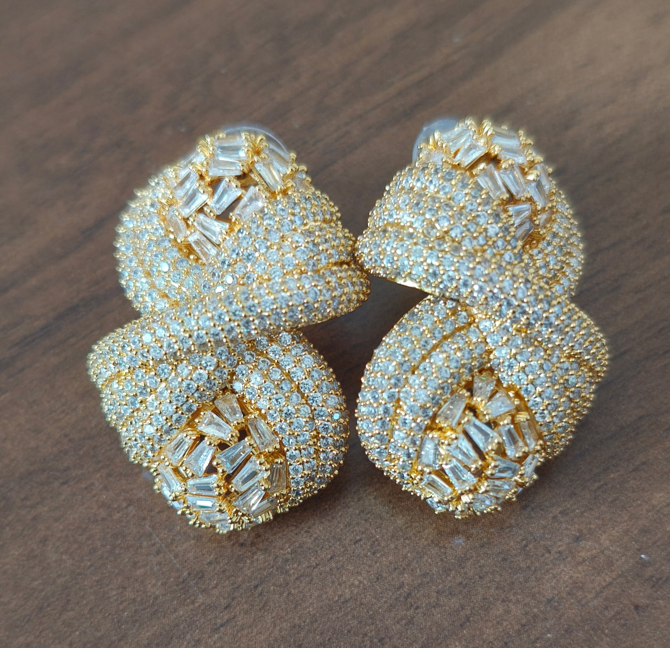 Boucles Dorées – Nœud Impérial